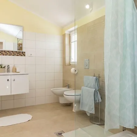 Villa May וילה *